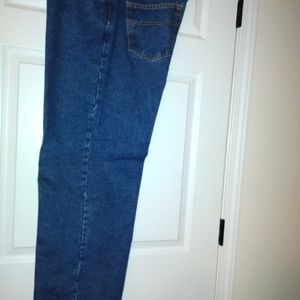 Dkyn size 36 blue jeans